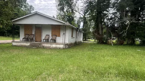740 Haddon St, Laurel, MS 39440 photo 3