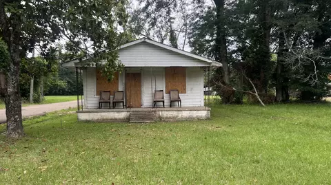 740 Haddon St, Laurel, MS 39440 photo 2