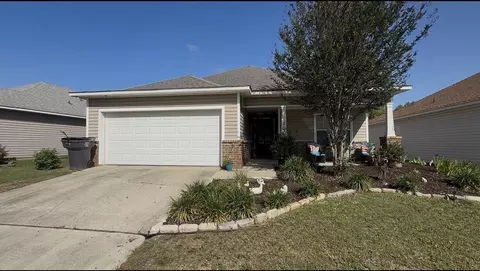 13 Clear Spgs, Hattiesburg, MS 39402