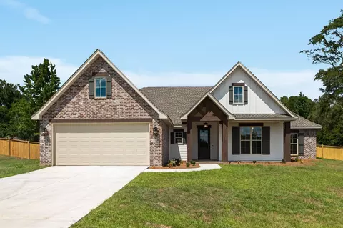 128 Micawber Loop, Hattiesburg, MS 39402
