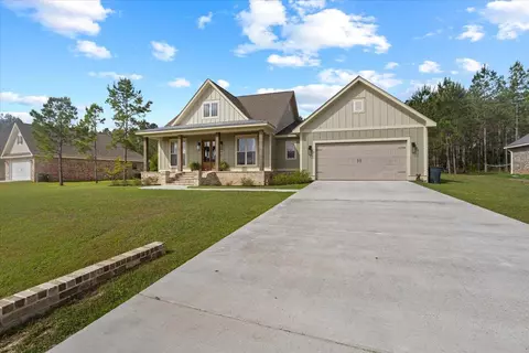 29 Pipestone Pass, Sumrall, MS 39482