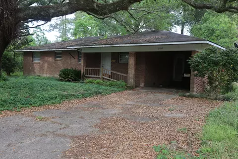 1108 Broadmoor Ave, Columbia, MS 39429