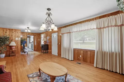 Living - 215 County Road 10, Stringer, MS 39481 photo 2 of 3
