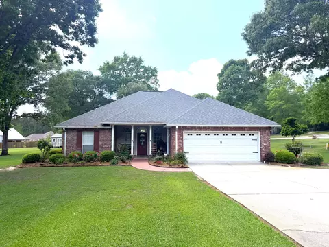444 Beaver Lk, Purvis, MS 39475