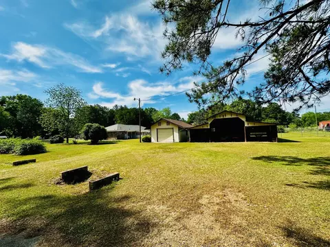 Exterior - 26 Lee St, Petal, MS 39465 photo 16 of 23