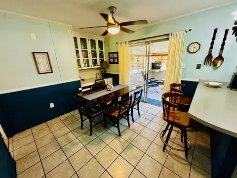 Dining - 26 Lee St, Petal, MS 39465 photo 2 of 2