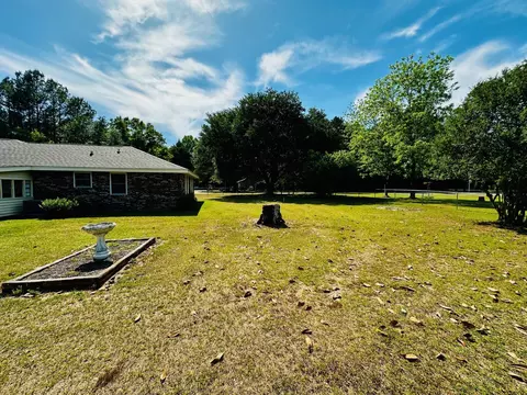 Exterior - 26 Lee St, Petal, MS 39465 photo 14 of 23