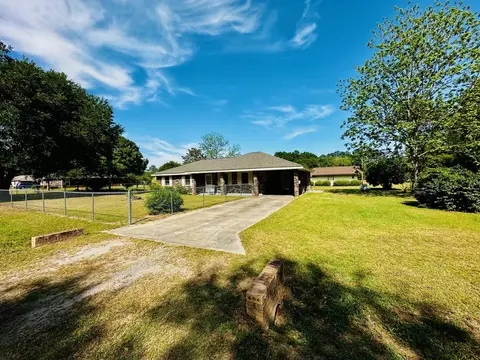 Exterior - 26 Lee St, Petal, MS 39465 photo 6 of 23