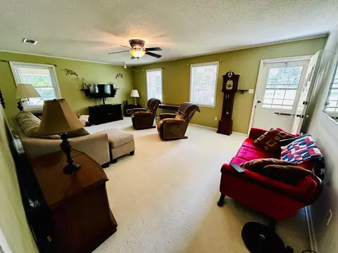 Living - 26 Lee St, Petal, MS 39465 photo 1 of 2