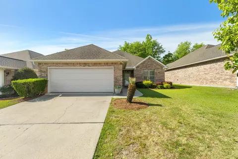 105 Cottage Dr, Hattiesburg, MS 39402