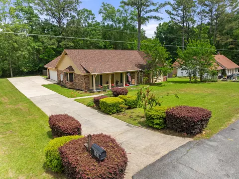 View/Area - 623 Cherry Ln, Laurel, MS 39440 photo 1 of 5