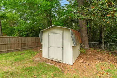 Exterior - 623 Cherry Ln, Laurel, MS 39440 photo 13 of 13