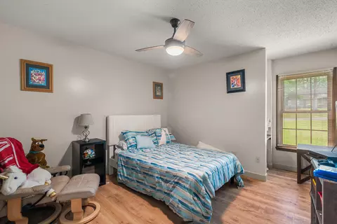 Bedroom - 623 Cherry Ln, Laurel, MS 39440 photo 5 of 6