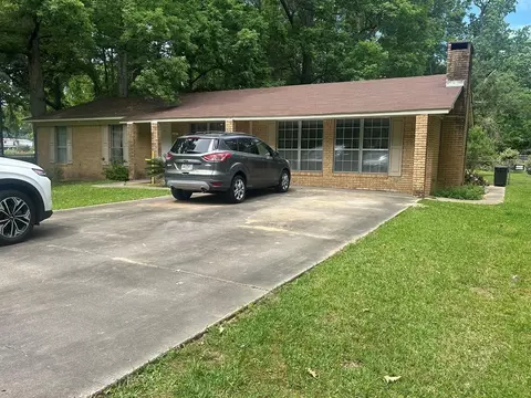 1117 Lamar Dr, Laurel, MS 39443