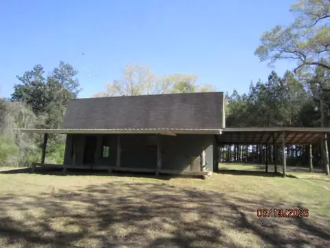 1528 N Pumping Station Rd, Ovett, MS 39464