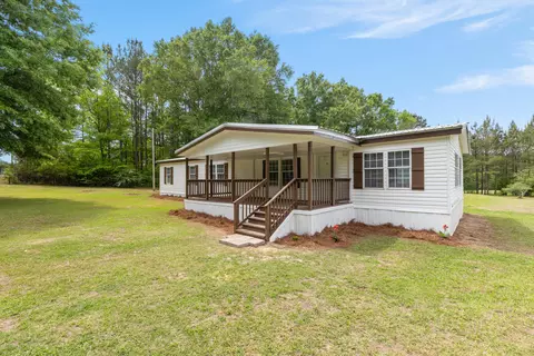 81 Cochran Rd, Richton, MS 39476 photo 4