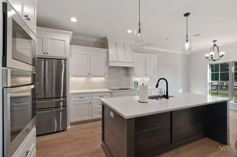 Kitchen - 4 Sapphire Dr, Purvis, MS 39475 photo 1 of 4