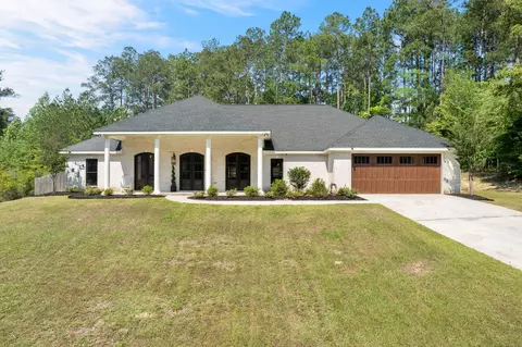 57 Greenleaf Dr, Hattiesburg, MS 39402