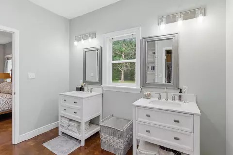 Bath - 300 Delk, Moselle, MS 39459 photo 4 of 7