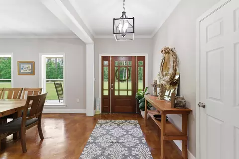 Entry Way - 300 Delk, Moselle, MS 39459 photo 1 of 4