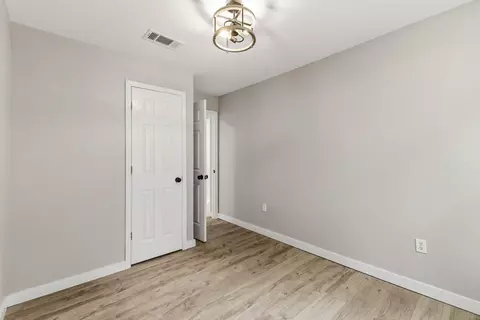 2327 N 3rd Ave, Laurel, MS 39440 photo 6
