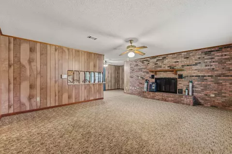 Living - 25 E Broad St, Foxworth, MS 39483 photo 1 of 2