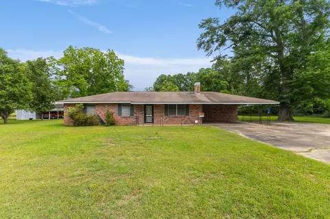 25 E Broad St, Foxworth, MS 39483