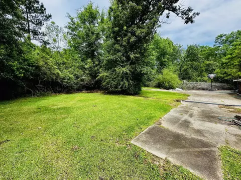 Exterior - 55 Oak Crest Dr, Laurel, MS 39440 photo 10 of 10