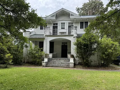 506 6th Ave, Hattiesburg, MS 39401