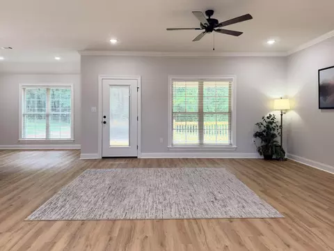 Living - 64 Meadow Breeze Rd, Sumrall, MS 39482 photo 2 of 3