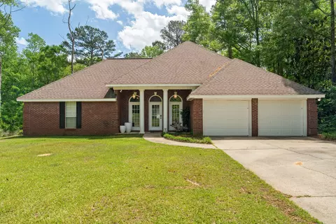 12 Redfern Trl, Petal, MS 39465