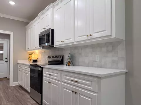 Kitchen - 68 Meadow Breeze Rd, Sumrall, MS 39482 photo 3 of 4