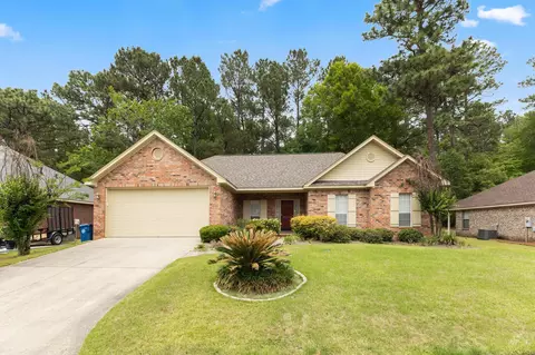 12 Classic Woods Dr, Hattiesburg, MS 39402