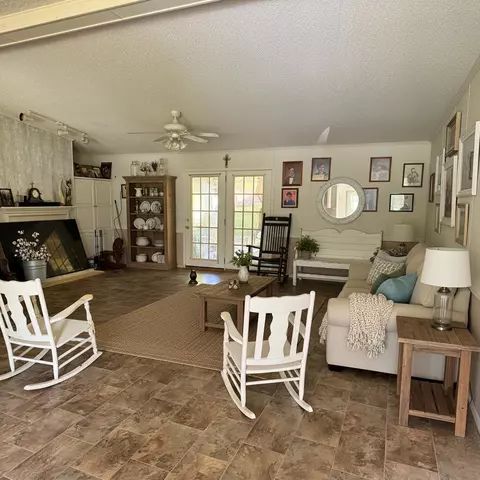 861 Morriston, Petal, MS 39465 photo 2