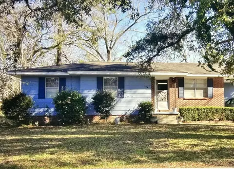 104 Anne St, Petal, MS 39465