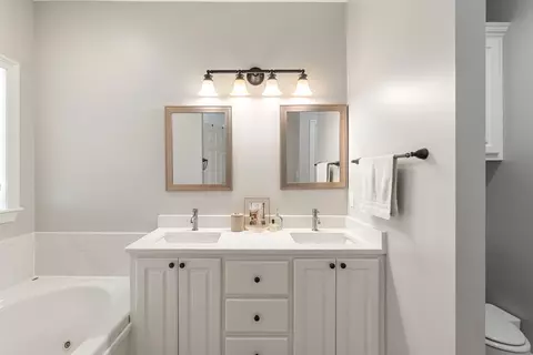 Bath - 2 Sunline Dr, Petal, MS 39465 photo 1 of 5