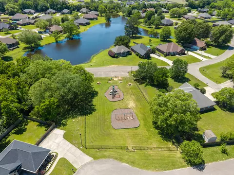 View/Area - 2 Sunline Dr, Petal, MS 39465 photo 3 of 3