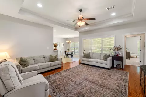 Living - 2 Sunline Dr, Petal, MS 39465 photo 1 of 1
