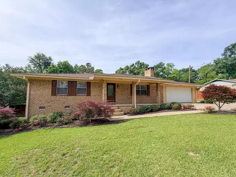 703 Maxwell Dr, Hattiesburg, MS 39401