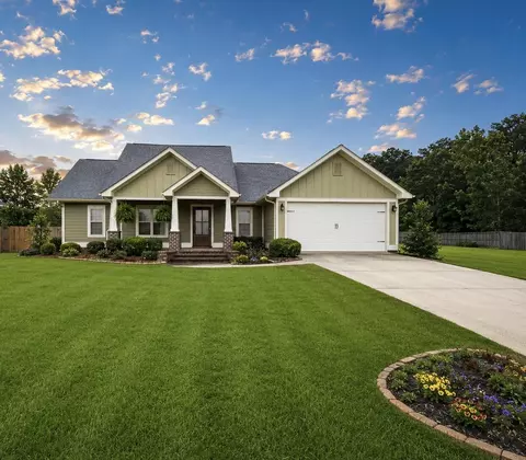 27 W Sycamore, Sumrall, MS 39482