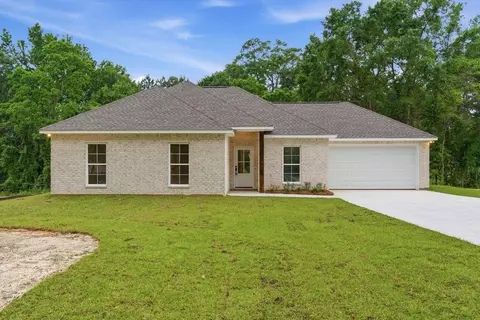 319 Lexington Cir, Hattiesburg, MS 39402