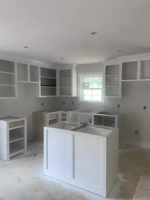 Kitchen - 16 Adeline Ct, Sumrall, MS 39482 photo 2 of 2