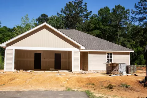 16 Adeline Ct, Sumrall, MS 39482