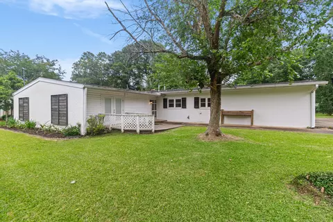 2902 Williamsburg Rd, Hattiesburg, MS 39401