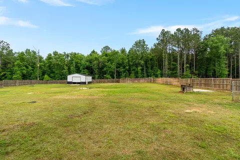 Exterior - 1652 Old Lake Rd, Brandon, MS 39042 photo 9 of 13