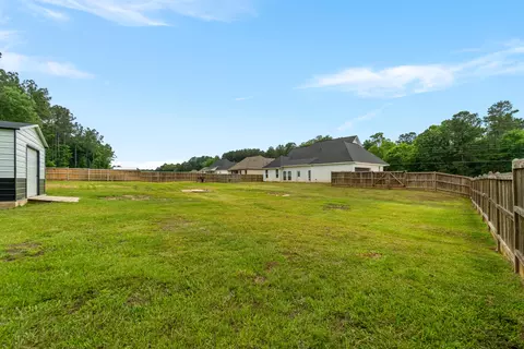 Exterior - 1652 Old Lake Rd, Brandon, MS 39042 photo 10 of 13