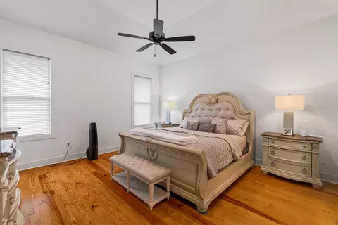 Bedroom - 1652 Old Lake Rd, Brandon, MS 39042 photo 1 of 8