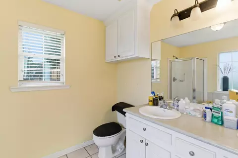 Bath - 22 Harper Pl, Petal, MS 39465 photo 2 of 4