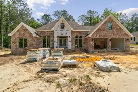 6 Shadow Ridge Dr, Laurel, MS 39443