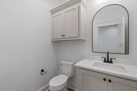 Bath - 8 Shadow Ridge Dr, Laurel, MS 39443 photo 4 of 6